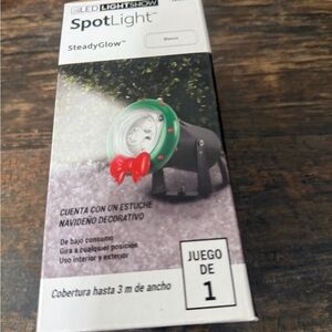 LED Light Show Christmas Spotlight with SteadyGlow in White